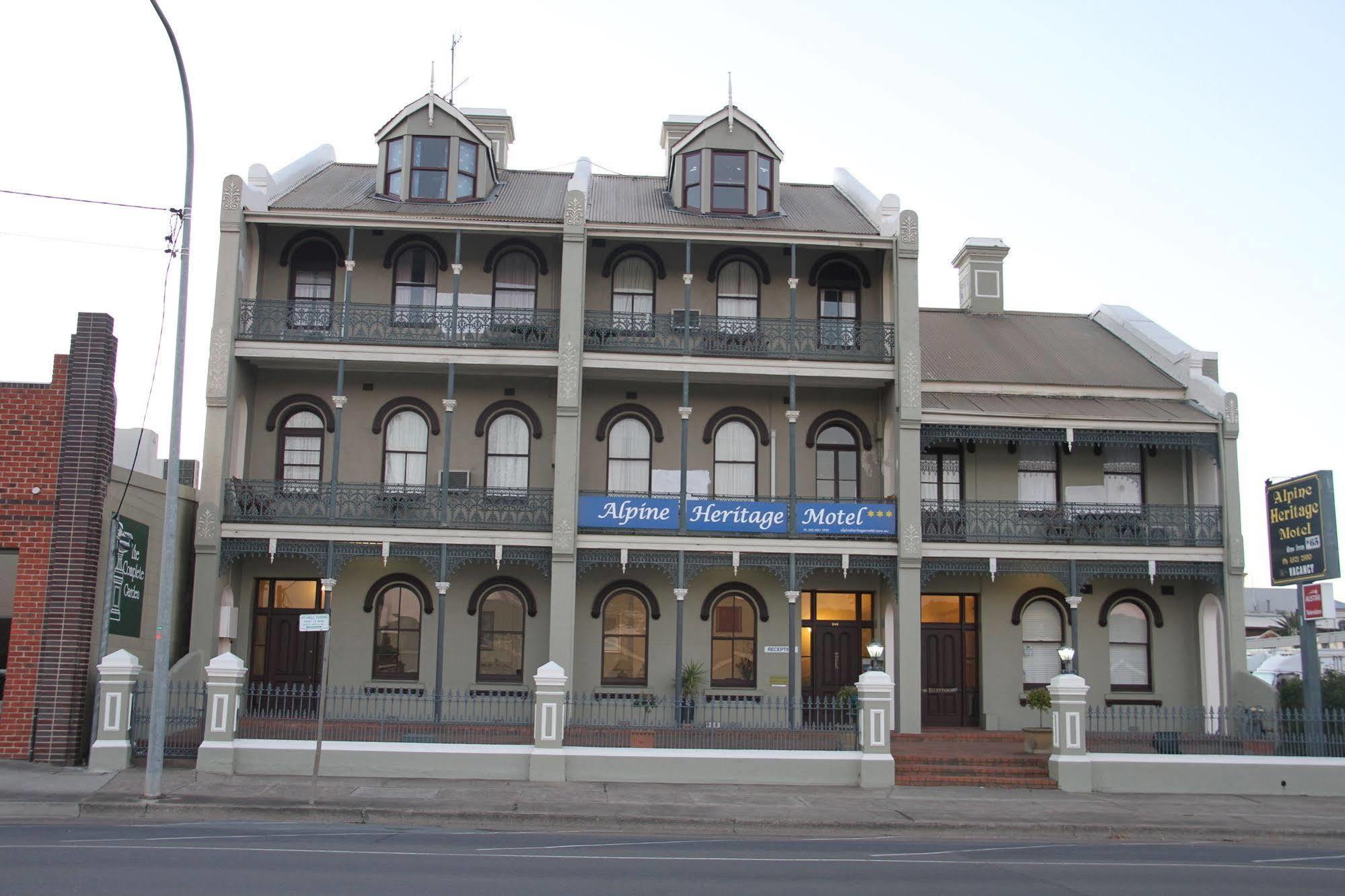 Alpine Heritage Motel Goulburn Zewnętrze zdjęcie